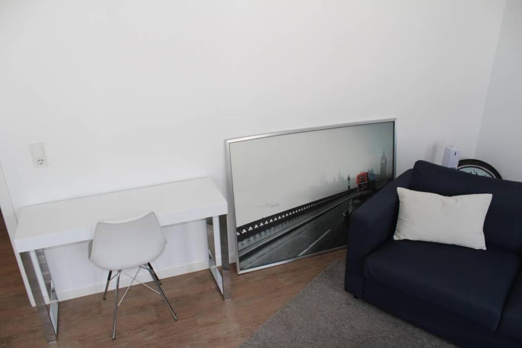 London . Chillinghouse # 9, 3 Min. Vom Ice, Netflix, Garten Siegburg Luaran gambar